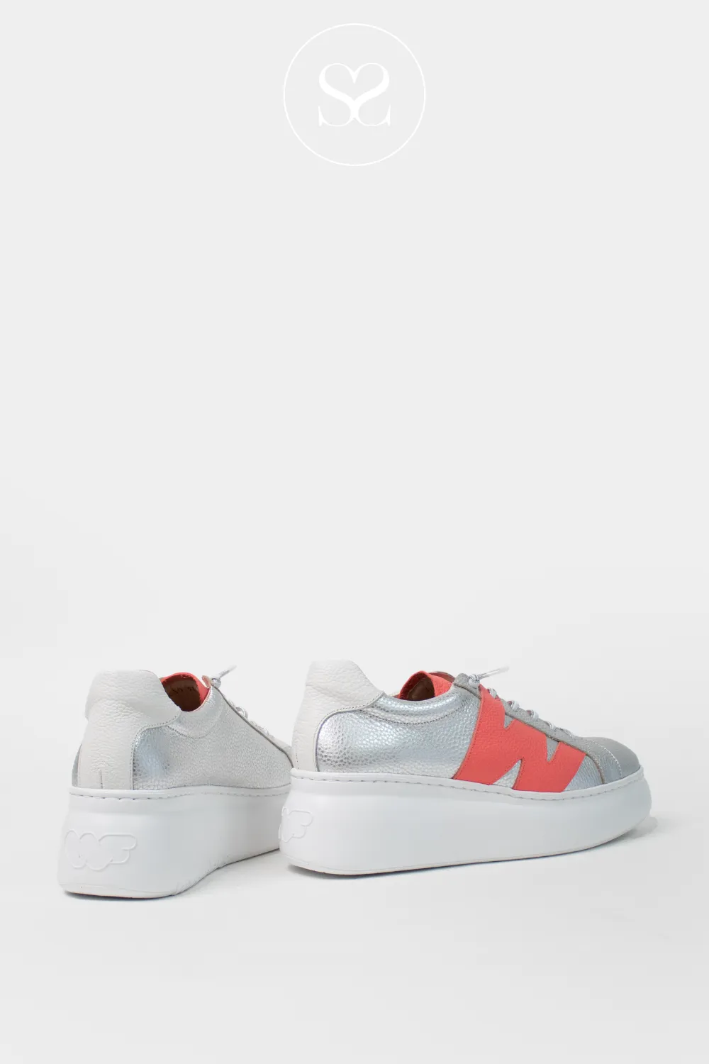 WONDERS A-2650 SILVER/PINK LEATHER CHUNKY PULL ON TRAINERS
