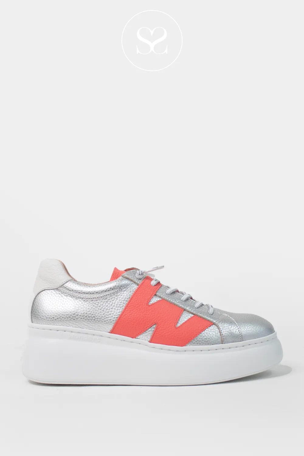 WONDERS A-2650 SILVER/PINK LEATHER CHUNKY PULL ON TRAINERS